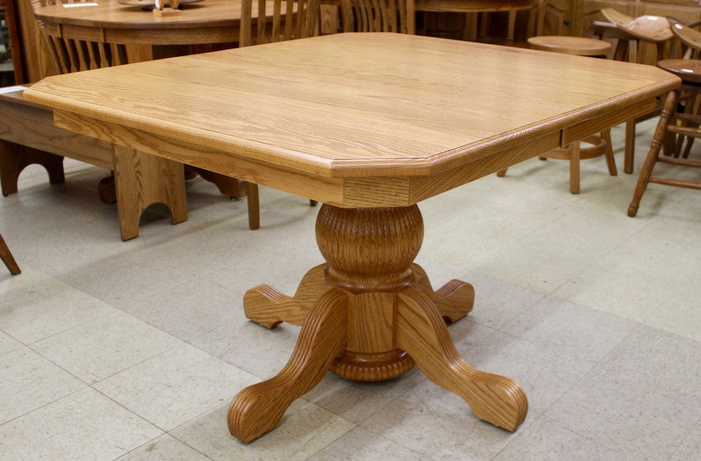 Pot Belly Single Pedestal Table