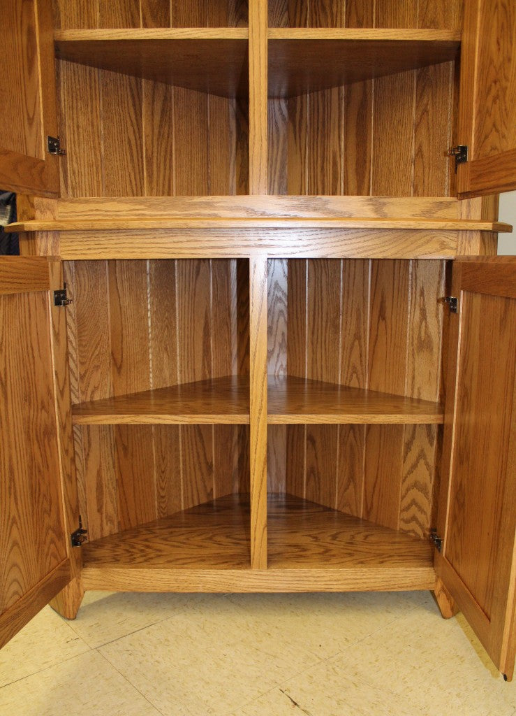 26″ Corner Shaker Cupboard with Wood Doors and Shiplap Back