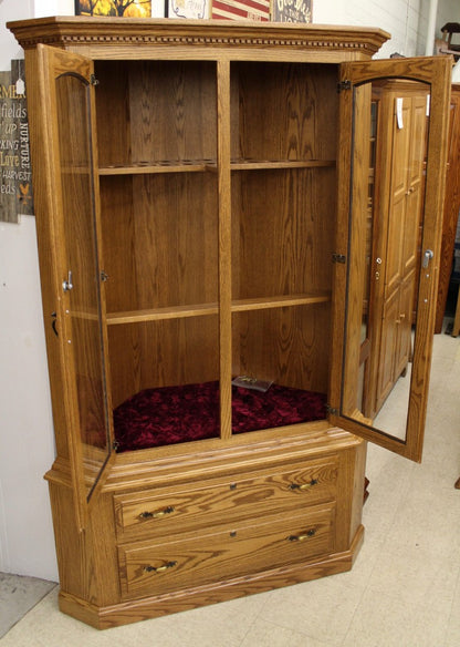 17 Gun Traditional Corner Cabinet