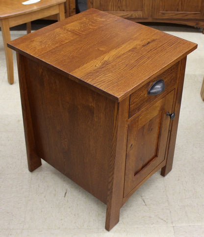 Craftsmen 1-Door Chair Side Table - Custom 26" Tall