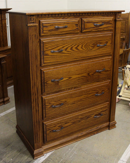 Traditional Deluxe Chest of Drawers