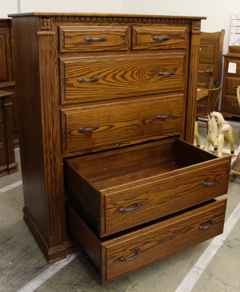 Traditional Deluxe Chest of Drawers