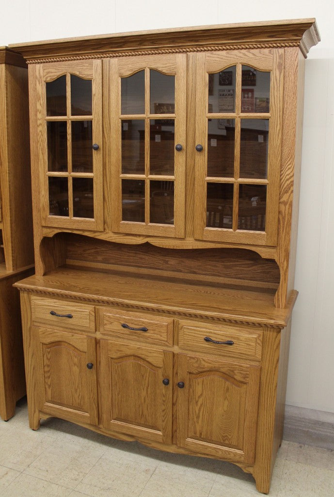 3-Door Country Hutch with Rope Twist Molding