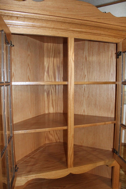 30″ Corner Country Hutch