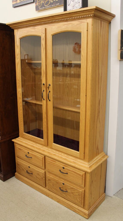 12 Gun Traditional Cabinet With Drawers