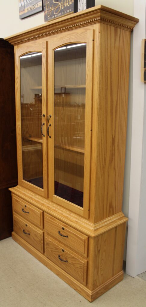 12 Gun Traditional Cabinet With Drawers