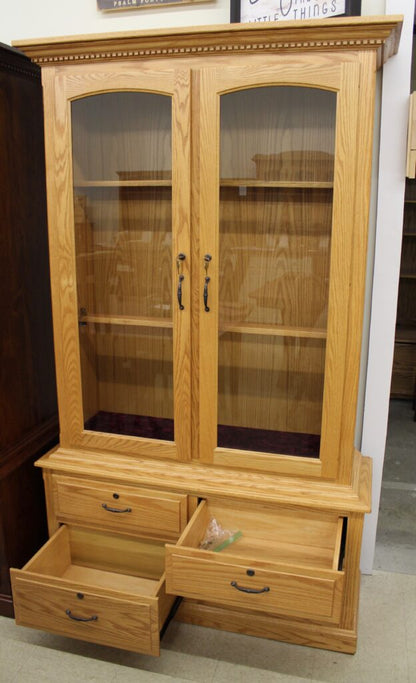 12 Gun Traditional Cabinet With Drawers