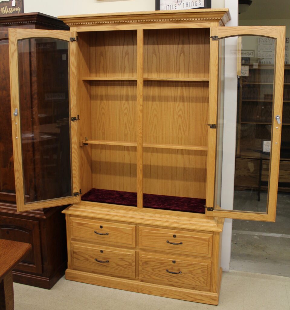 12 Gun Traditional Cabinet With Drawers