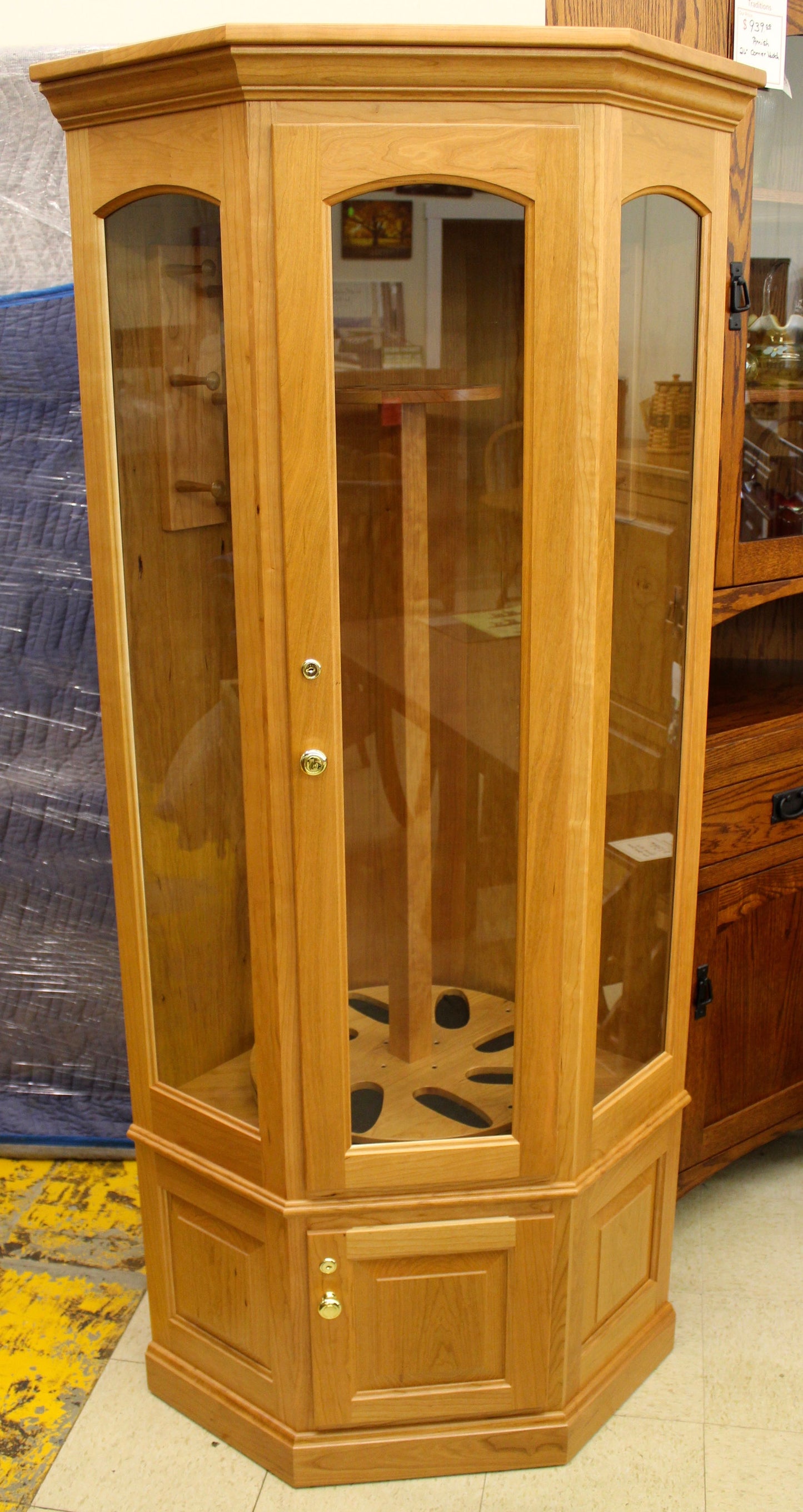 8 Gun Carousel Corner Gun Cabinet