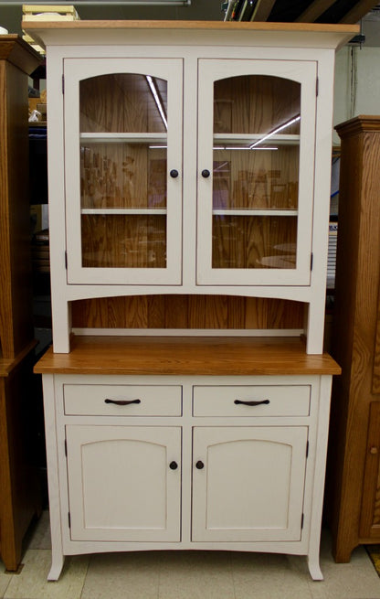 Vienna 2-Door Hutch with Two-Tone Finish